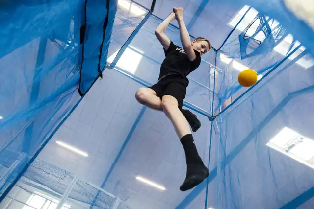 Aeroball